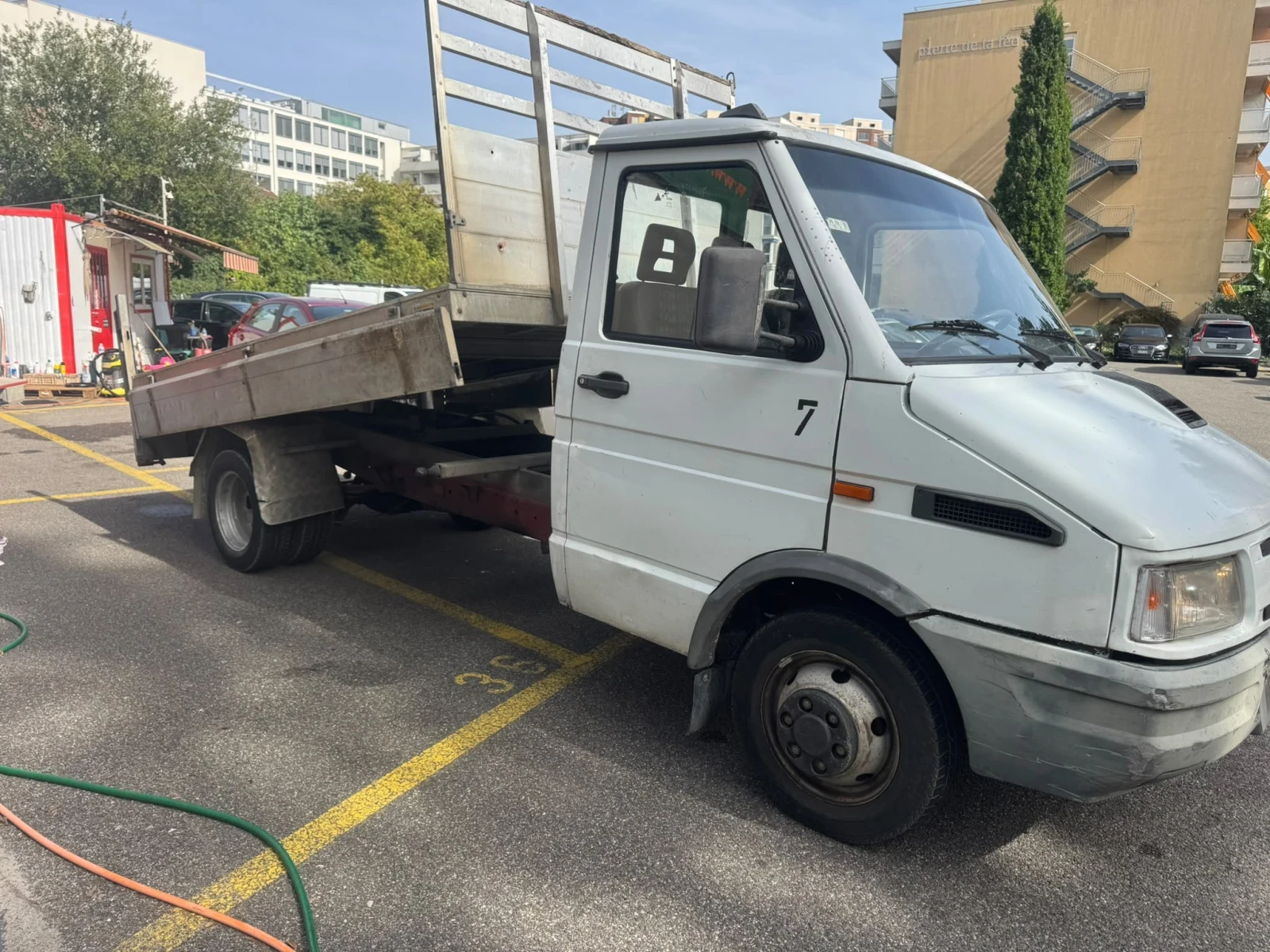Iveco Daily 35-12* САМОСВАЛ* ШВЕЙЦАРИЯ* , снимка 2 - Бусове и автобуси - 55980627