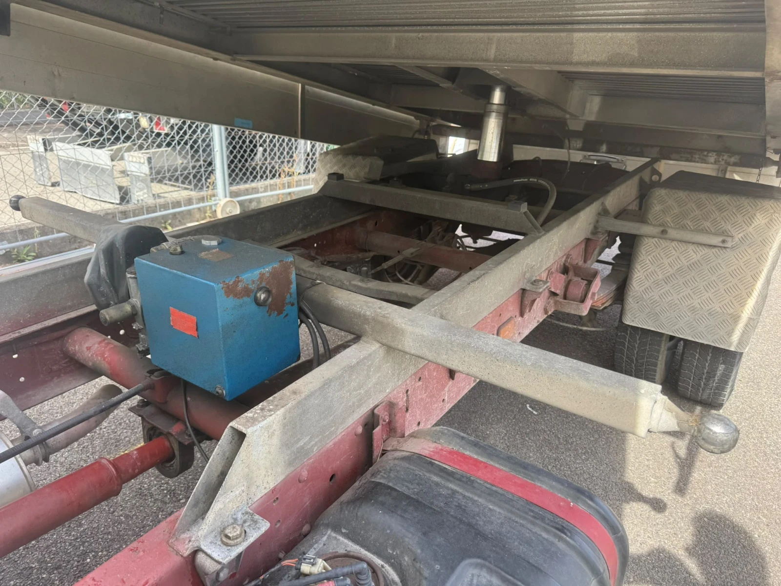 Iveco Daily 35-12* САМОСВАЛ* ШВЕЙЦАРИЯ* , снимка 6 - Бусове и автобуси - 55980627