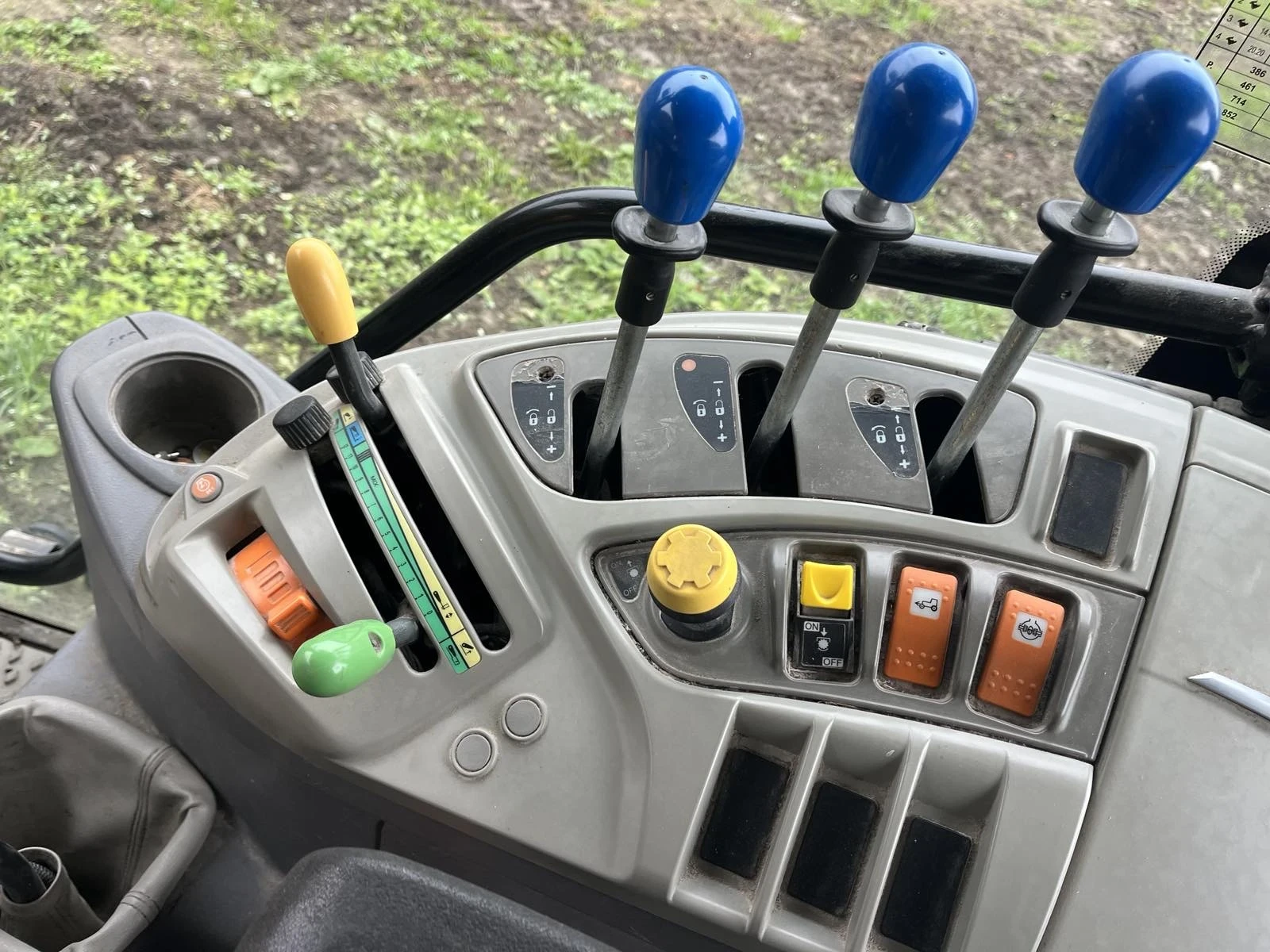 Трактор Deutz-Fahr 5105.46, снимка 5 - Селскостопанска техника - 56746945