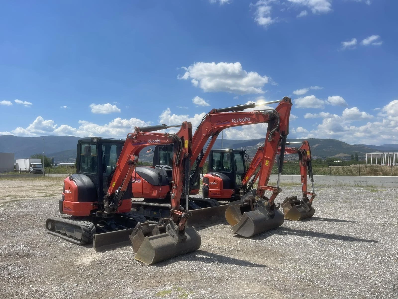 Багер Kubota u36-4, снимка 8 - Индустриална техника - 55546548