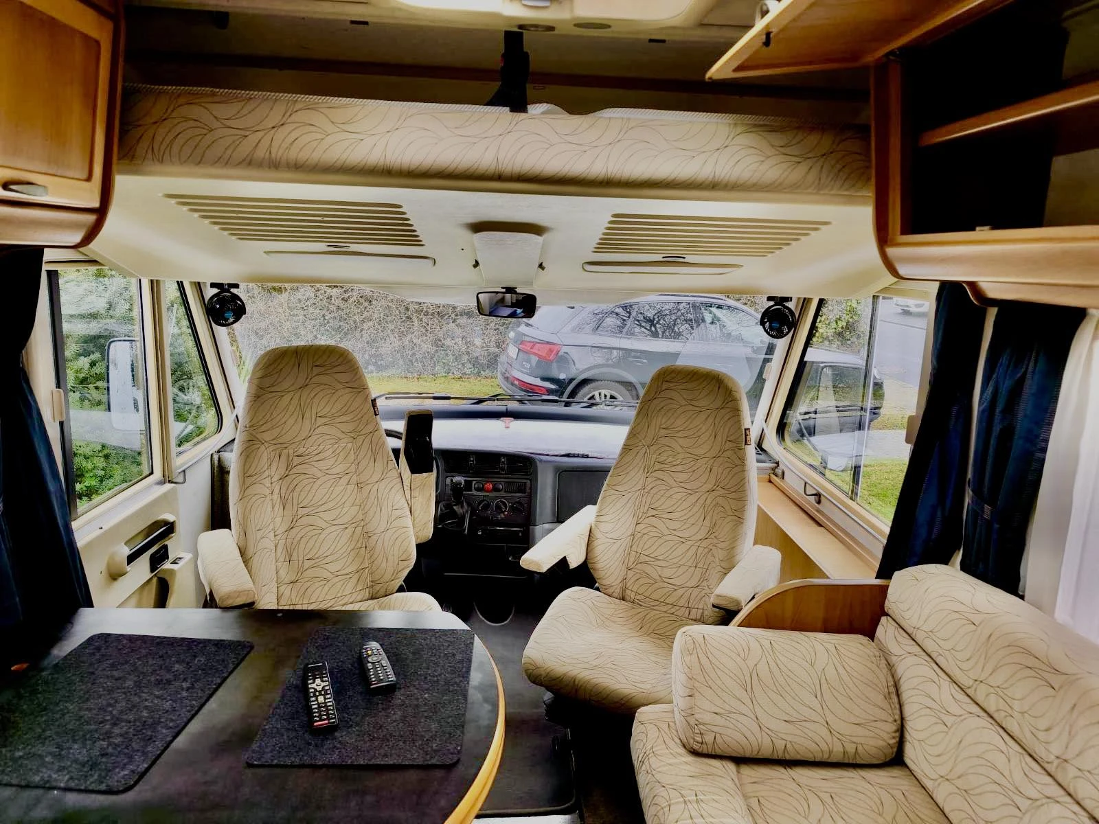 Кемпер HYMER / ERIBA B 584, снимка 8 - Каравани и кемпери - 56213878