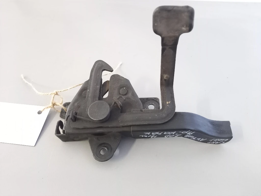 Брава ключалка преден капак Санг Йонг Актион,Екшън 