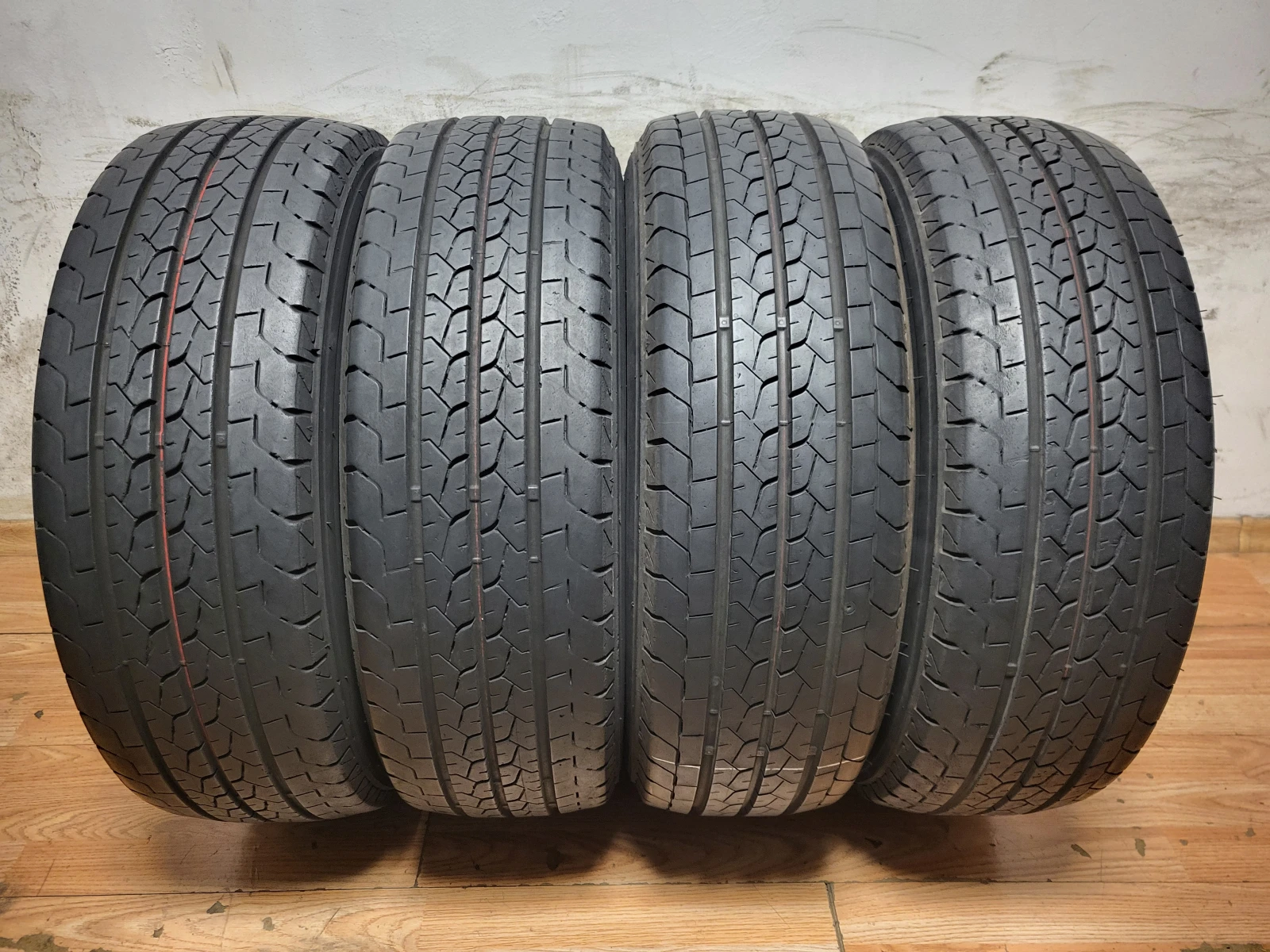 Гуми Летни 215/70R15