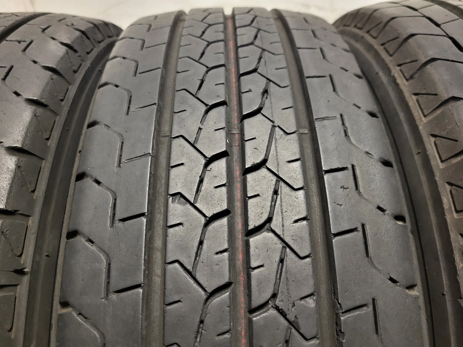 Гуми Летни 215/70R15, снимка 4 - Гуми и джанти - 53914972