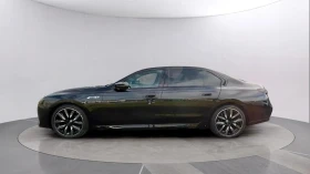 BMW i7 M70/xDrive/THEATRE SCREEN/B&W/SKY LOUNGE/EXECUTIVE, снимка 3