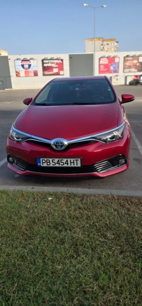 Toyota Auris, снимка 1