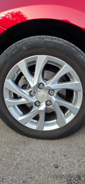 Toyota Auris, снимка 5