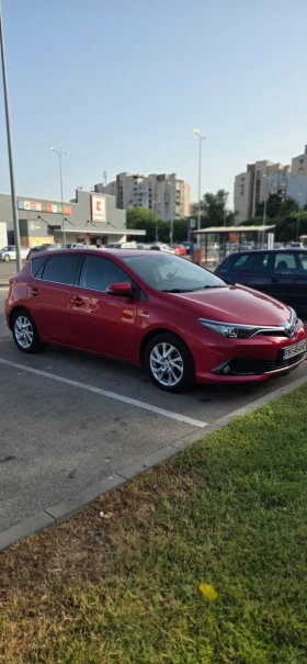 Toyota Auris, снимка 2