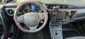Toyota Auris, снимка 9