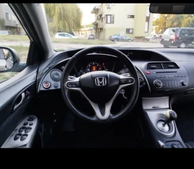 Honda Civic 8 генерация , снимка 12