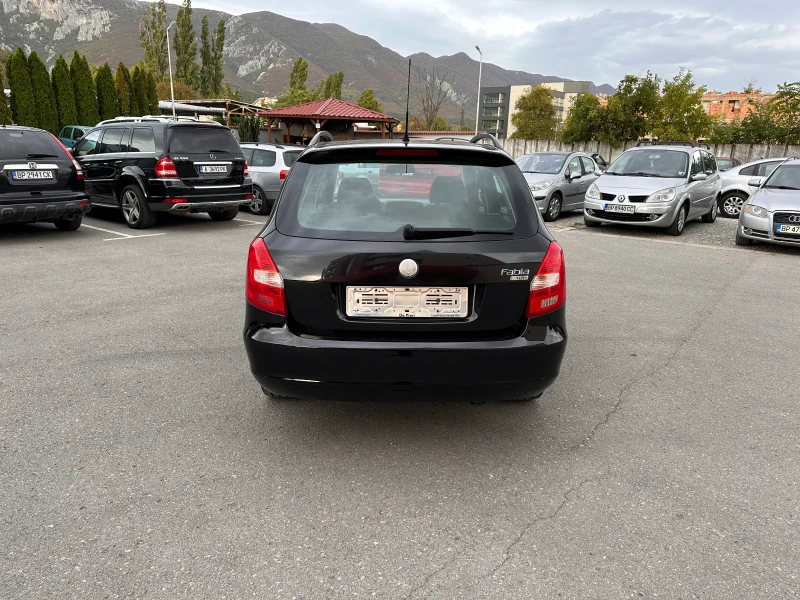 Skoda Fabia 1.6TDI - Face Lift, снимка 6 - Автомобили и джипове - 47457296