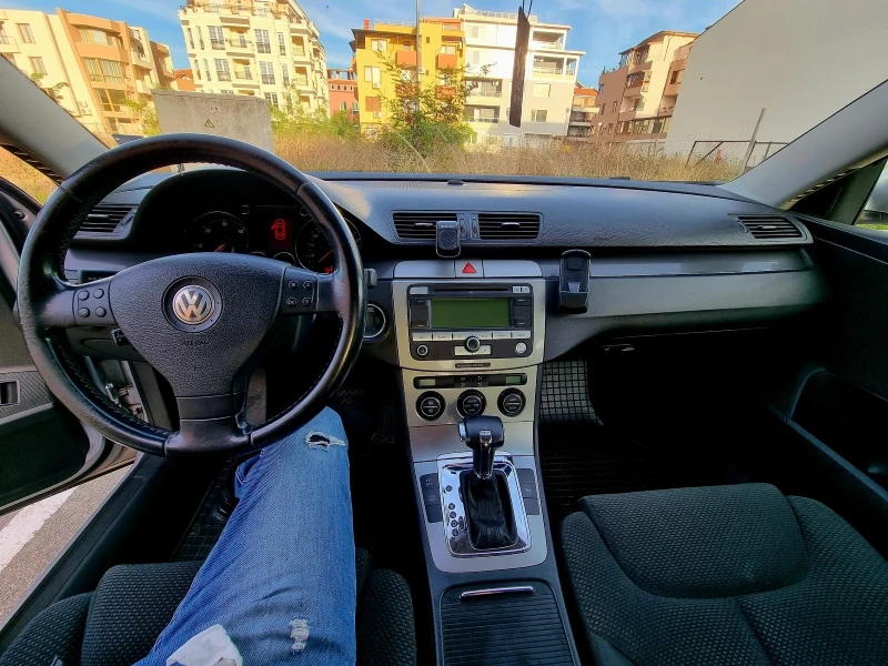 VW Passat, снимка 5 - Автомобили и джипове - 47512438