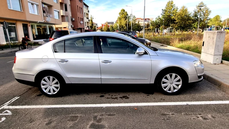 VW Passat, снимка 3 - Автомобили и джипове - 47512438