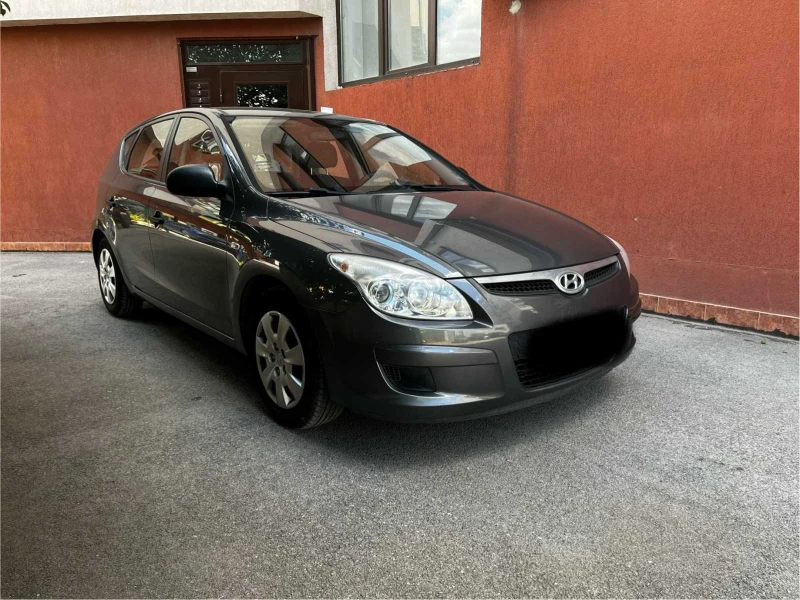 Hyundai I30 1.4i, снимка 2 - Автомобили и джипове - 47548719