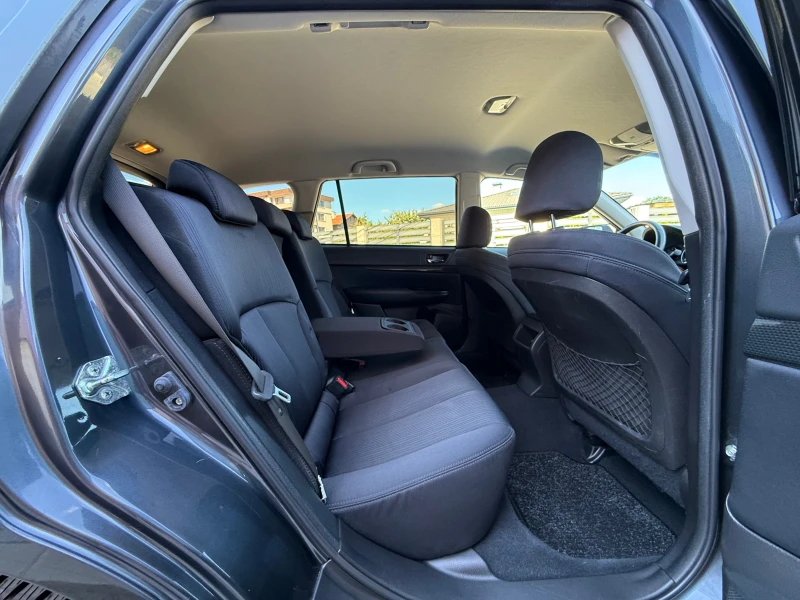 Subaru Legacy 2.5i-4x4-AVTOMAT-ШВЕЙЦАРИЯ, снимка 16 - Автомобили и джипове - 51758400