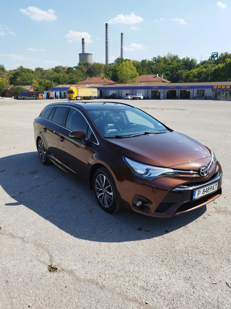 Toyota Avensis 1.8i LPG, NAVY, KEYLESS , снимка 3 - Автомобили и джипове - 52335015