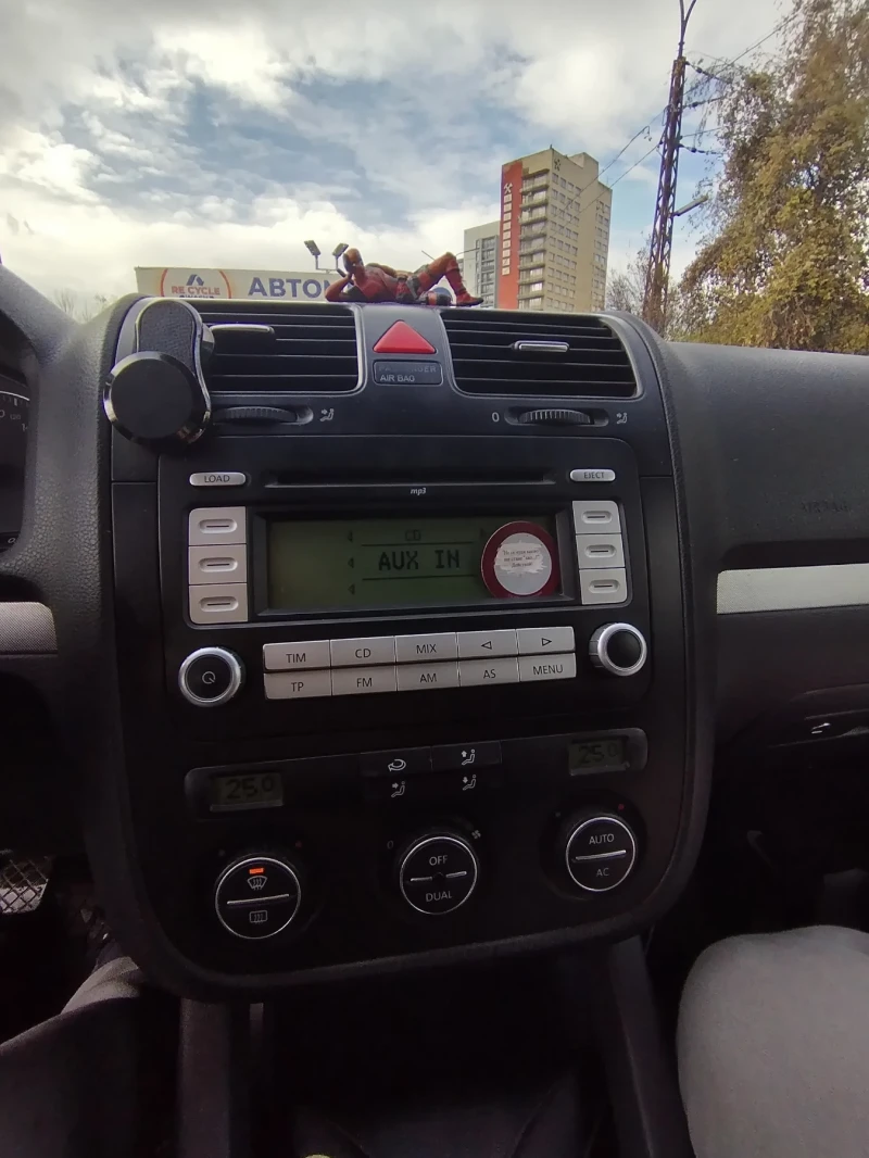 VW Golf, снимка 9 - Автомобили и джипове - 52500497