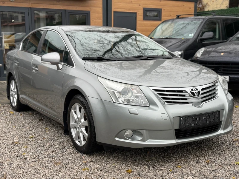 Toyota Avensis 1.8VVT-i/147hp/Седан/, снимка 3 - Автомобили и джипове - 52585426