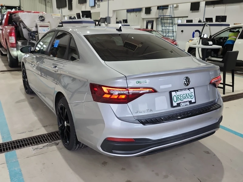 VW Jetta COMFORTLINE * * CARFAX * * АВТО КРЕДИТ * * , снимка 4 - Автомобили и джипове - 52842847