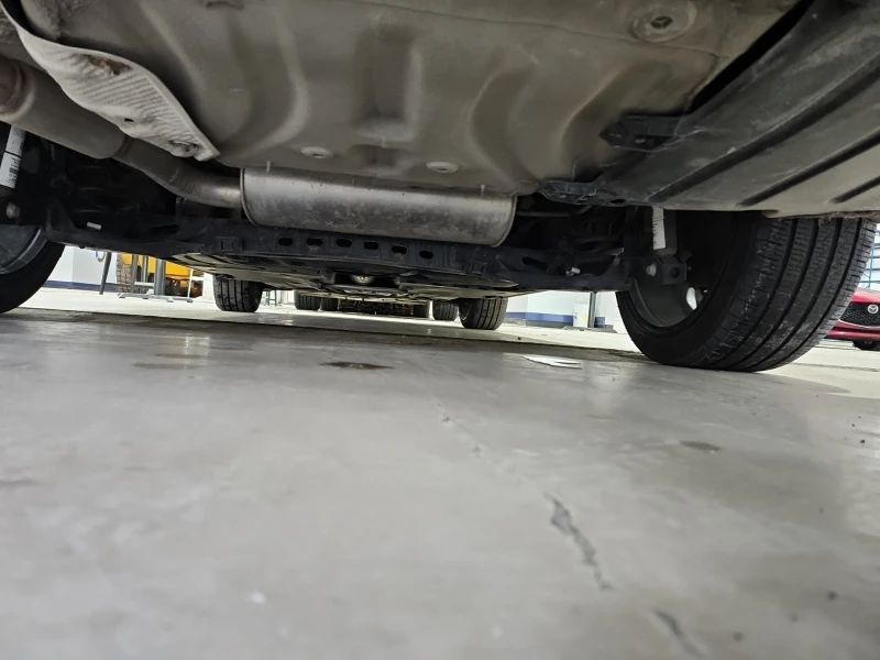 VW Jetta COMFORTLINE * * CARFAX * * АВТО КРЕДИТ * * , снимка 11 - Автомобили и джипове - 52842847