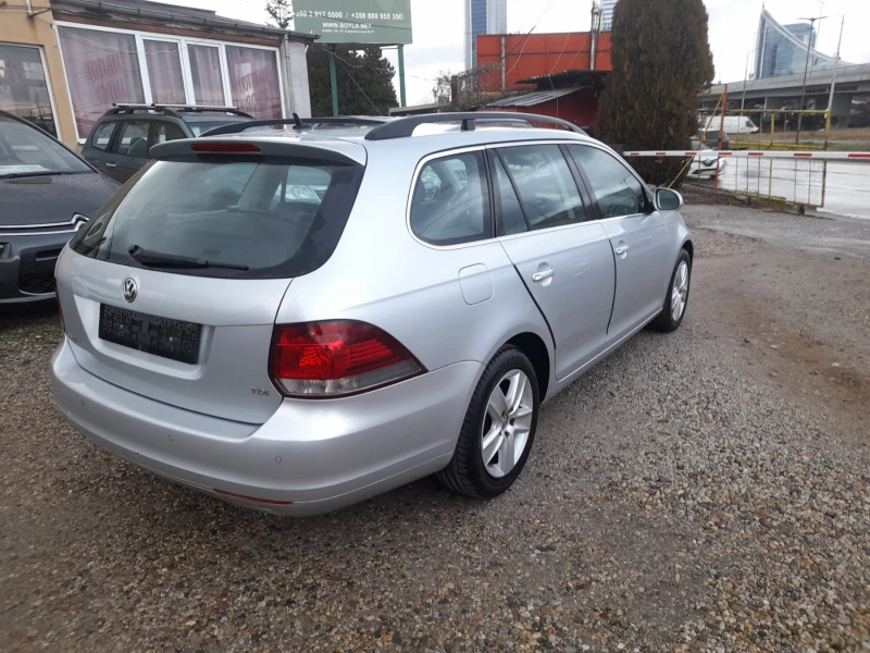VW Golf 1.6TDI, снимка 4 - Автомобили и джипове - 53011912