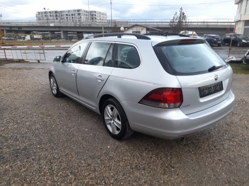 VW Golf 1.6TDI, снимка 6 - Автомобили и джипове - 53011912