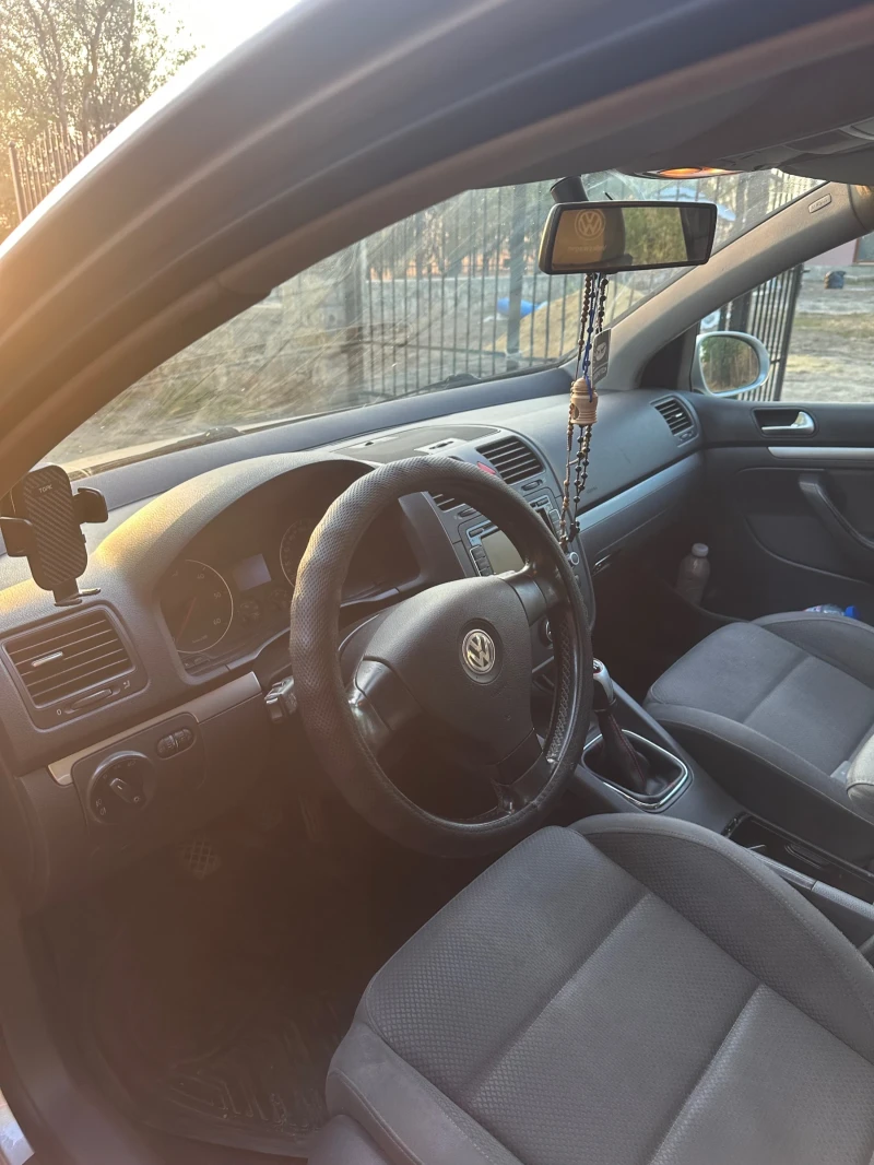 VW Golf VW Golf 5 1.9TDI, снимка 7 - Автомобили и джипове - 53307519