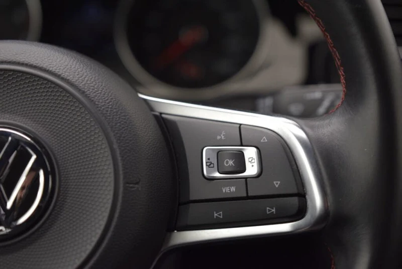 VW Golf GTI 2.0T Rabbit Edition* АвтоКредит* (Цена до БГ) , снимка 10 - Автомобили и джипове - 53448281