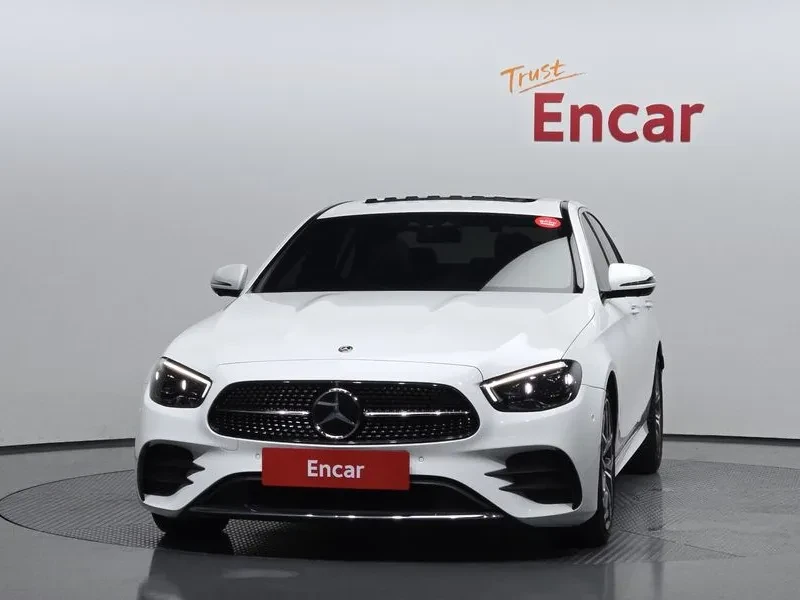Mercedes-Benz E 220 D 4Matic Amg Line, снимка 3 - Автомобили и джипове - 55690018