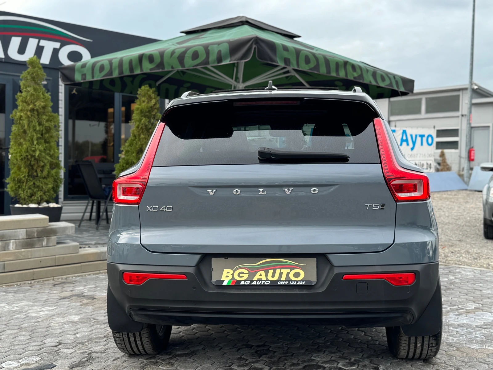 Volvo XC40 * 22 ХИЛЯДИ* 4X4* NAVI* ПАНОРАМА* КОЖА* КАМЕРА* Т5 - изображение 5