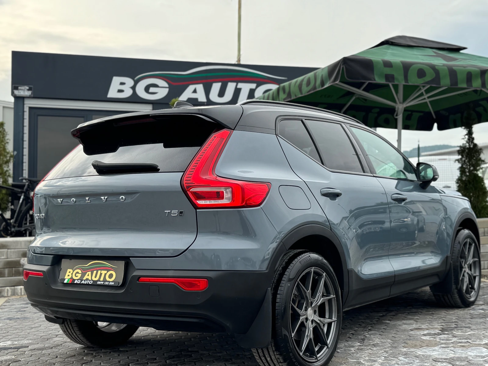 Volvo XC40 * 22 ХИЛЯДИ* 4X4* NAVI* ПАНОРАМА* КОЖА* КАМЕРА* Т5 - изображение 4
