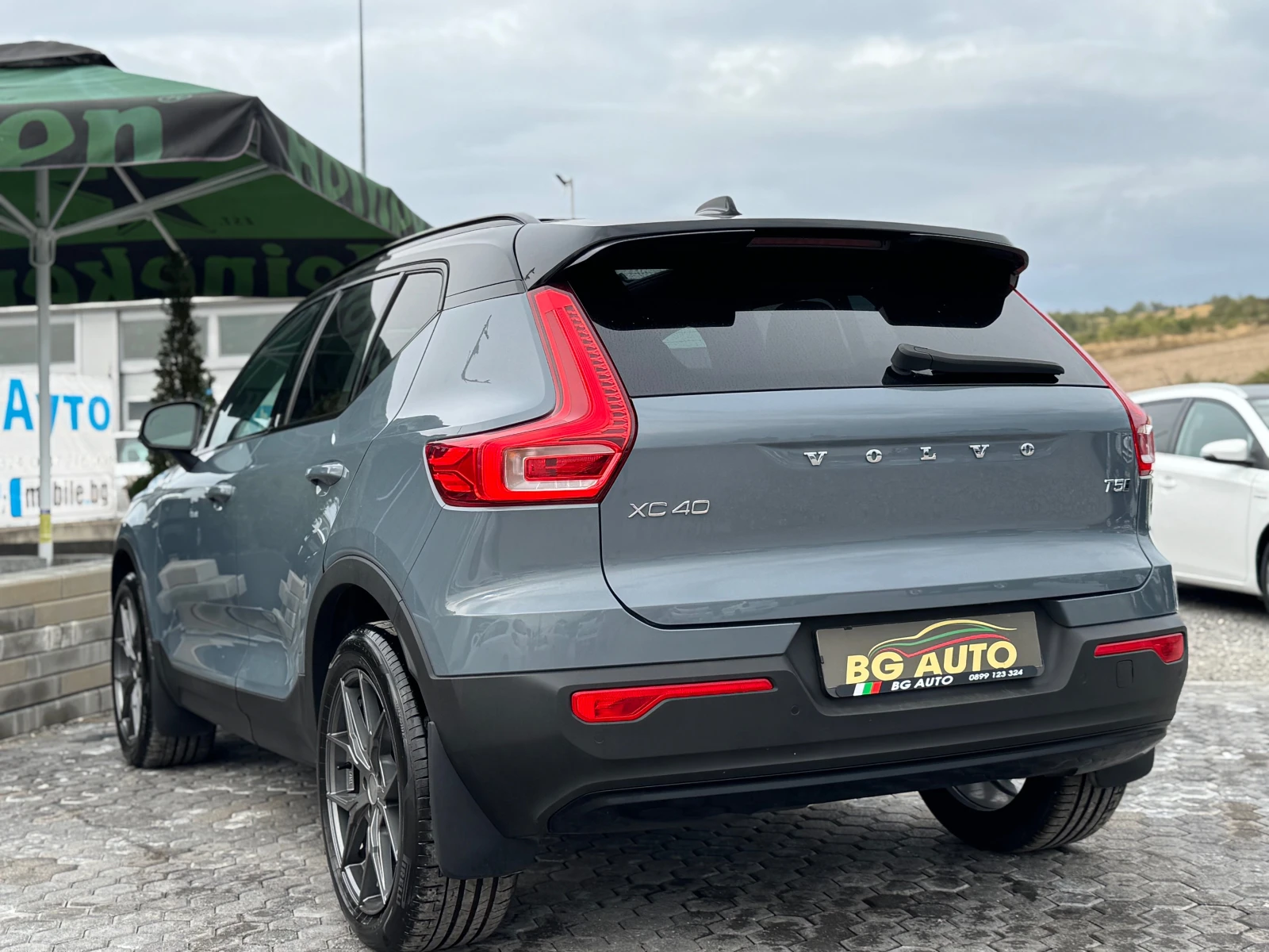 Volvo XC40 * 22 ХИЛЯДИ* 4X4* NAVI* ПАНОРАМА* КОЖА* КАМЕРА* Т5 - изображение 6