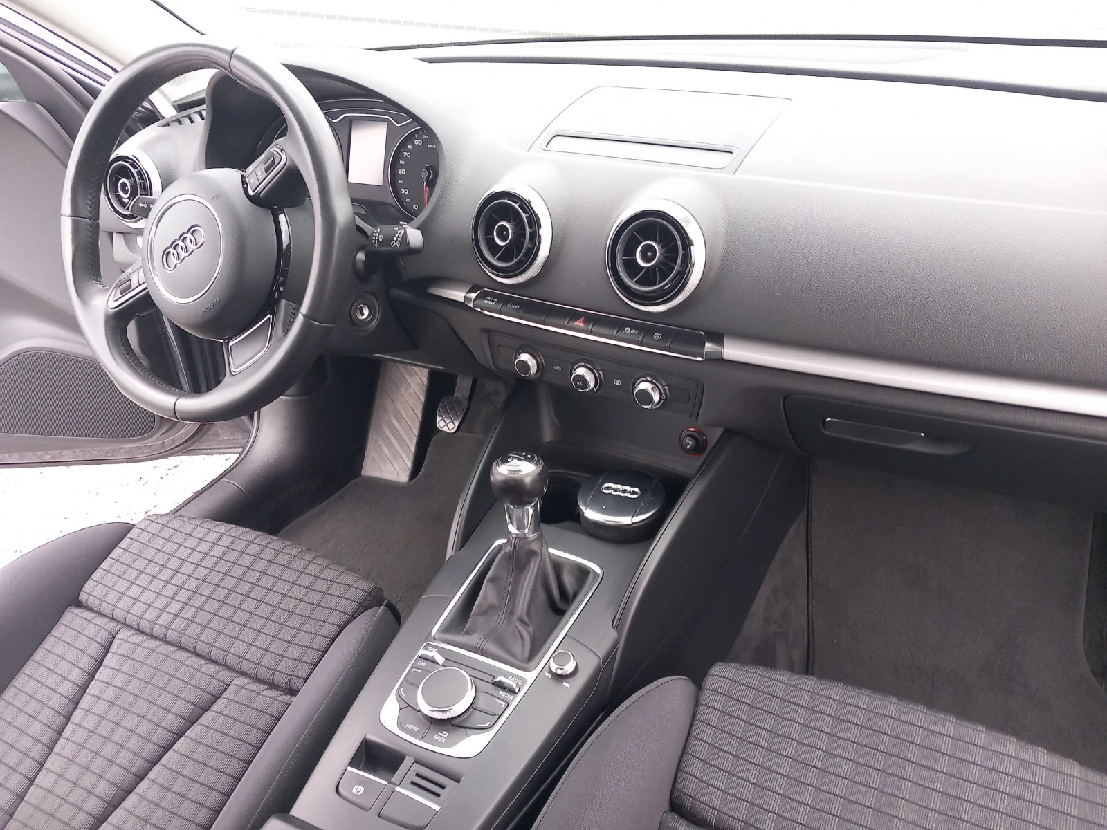 Audi A3 1.6TDI | Mobile.bg   11