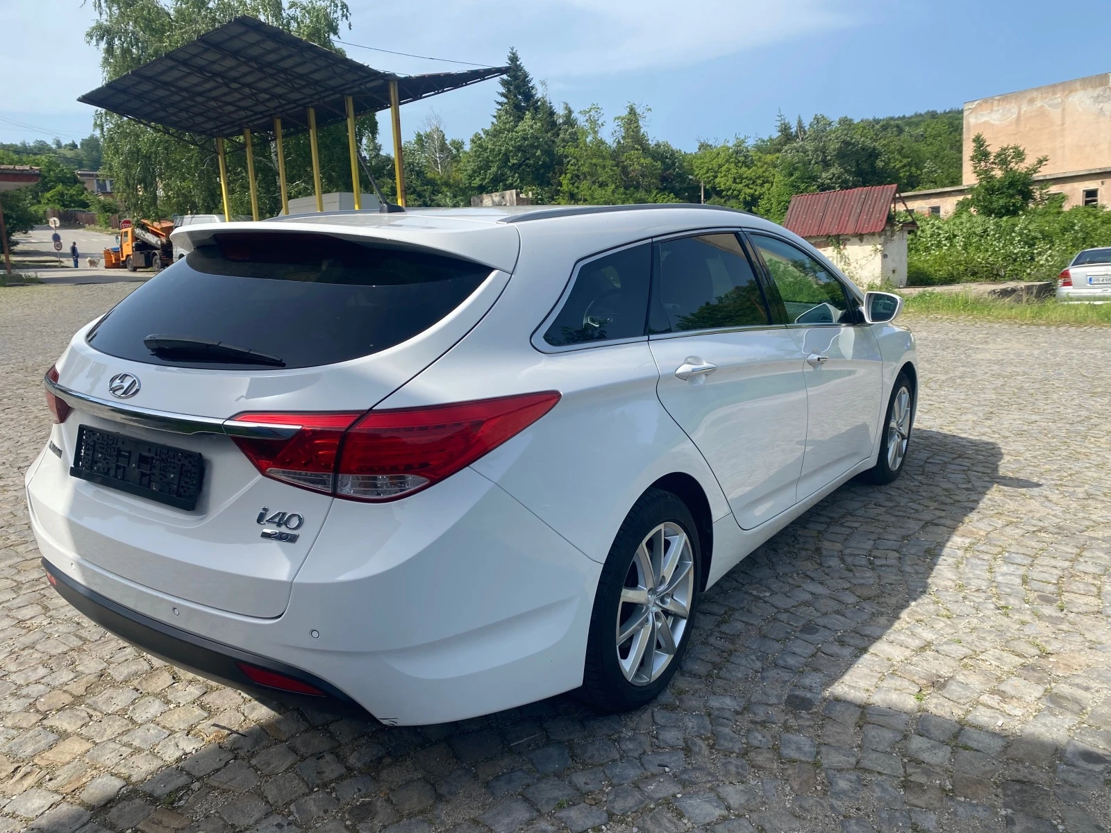 Hyundai I40 2.0 Швейцария - изображение 3