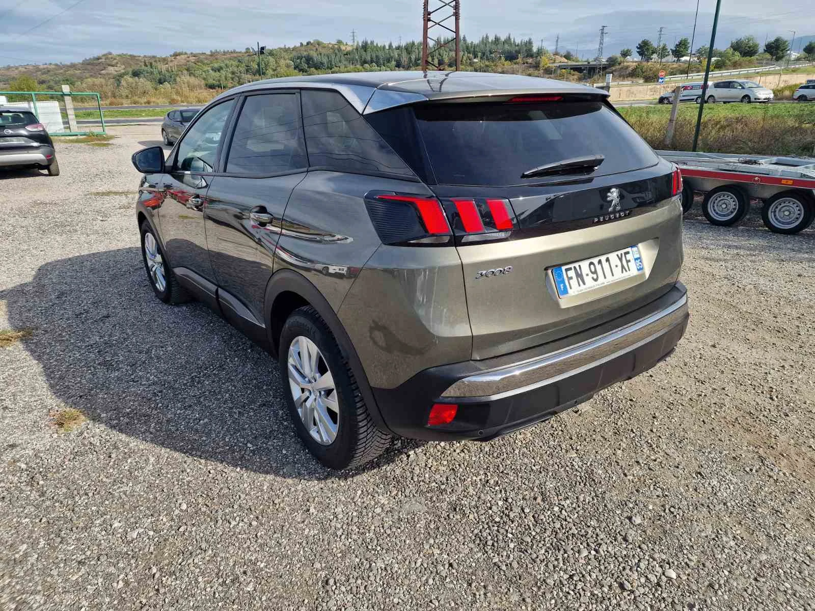 Peugeot 3008 1.2 PureTech Automatic - изображение 7