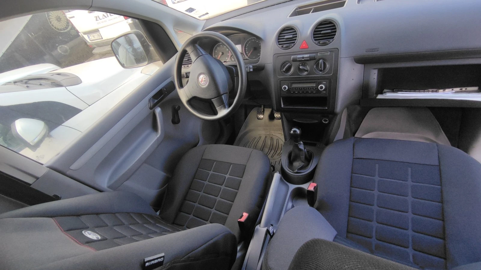 VW Caddy  - изображение 8