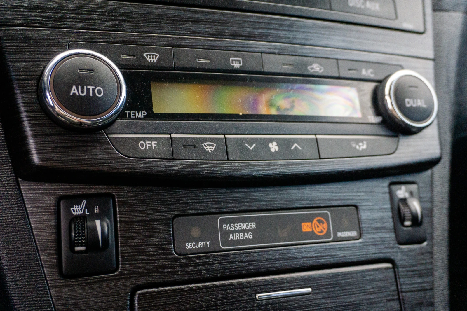 Toyota Avensis 1.8 VVT-i |    | Mobile.bg   11