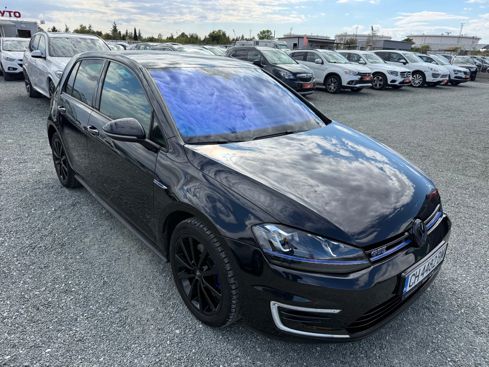 VW Golf (KATO НОВА) - изображение 3