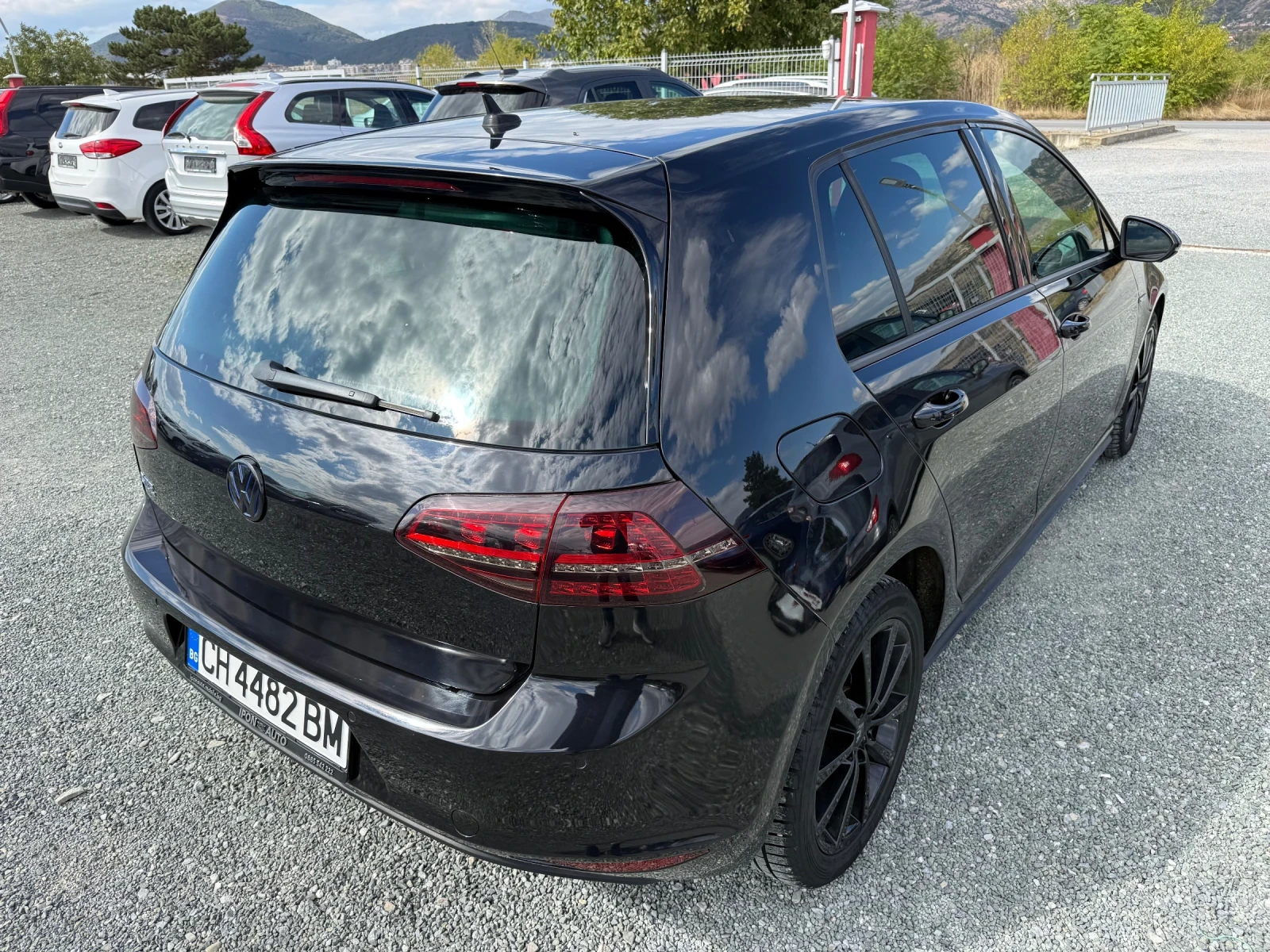 VW Golf (KATO НОВА) - изображение 6