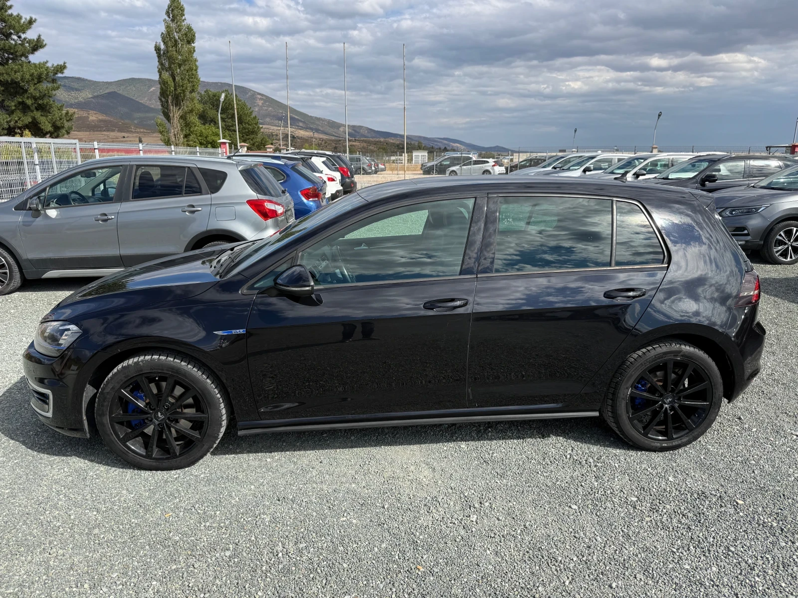 VW Golf (KATO НОВА) - изображение 10