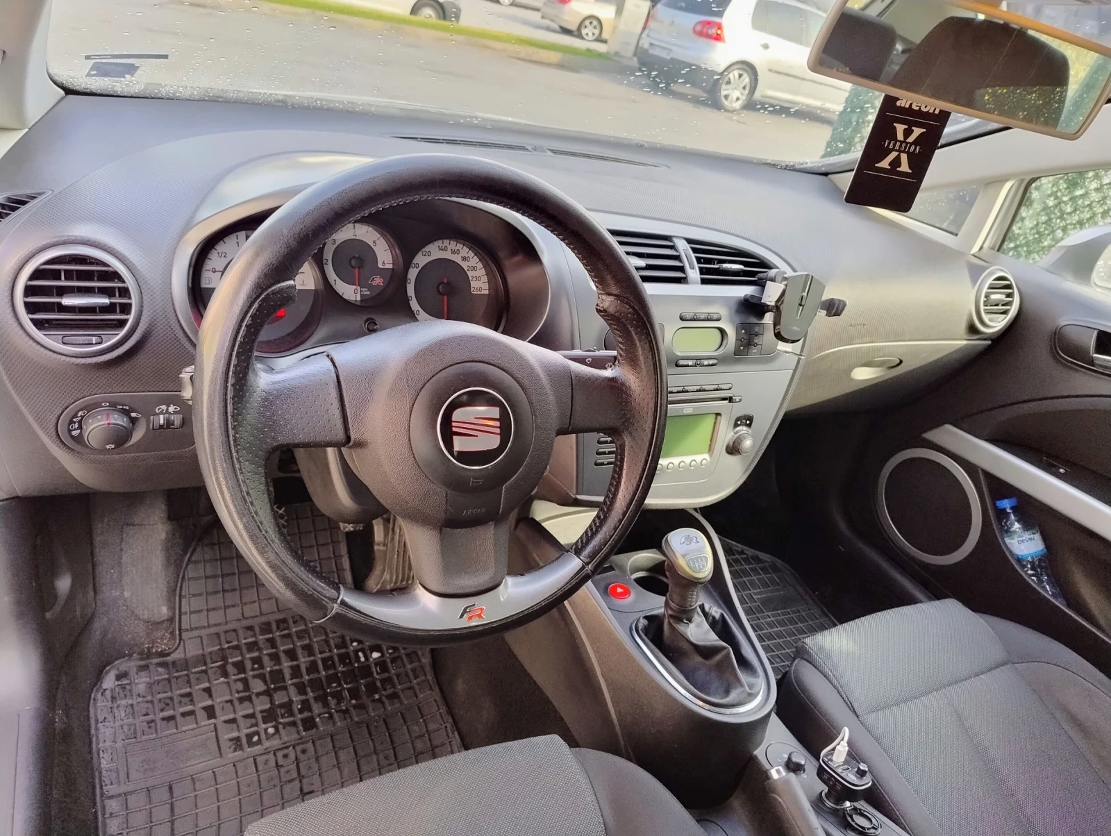 Seat Leon 2.0 170 FR - изображение 10