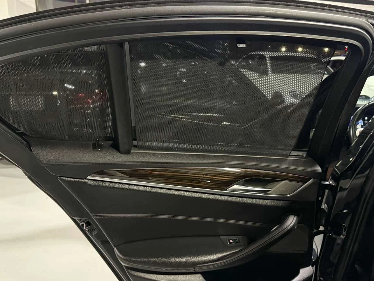 BMW 540 xDrive  CARFAX | Mobile.bg � ����������� 14