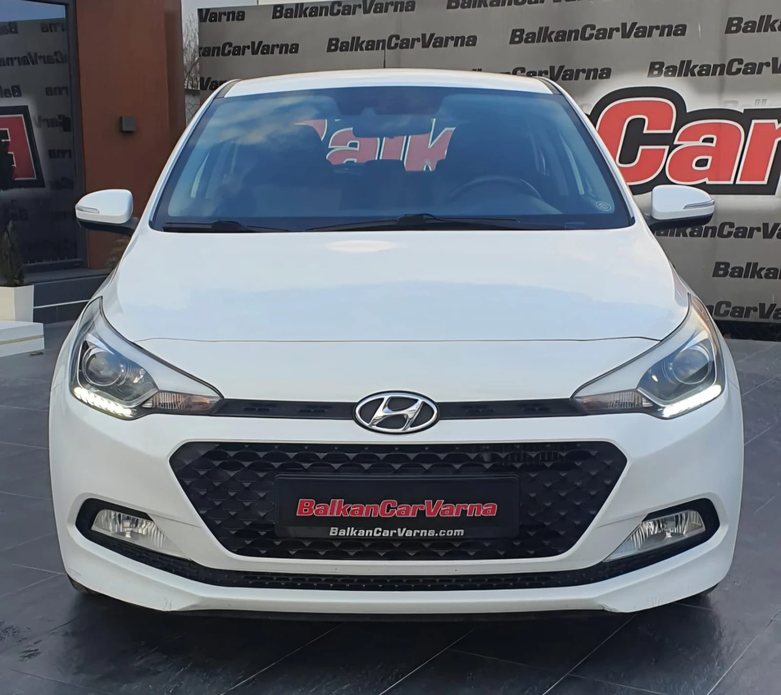 Hyundai I20 1.4 CRDI STYLE Face-lift, снимка 2 - Автомобили и джипове - 53877534