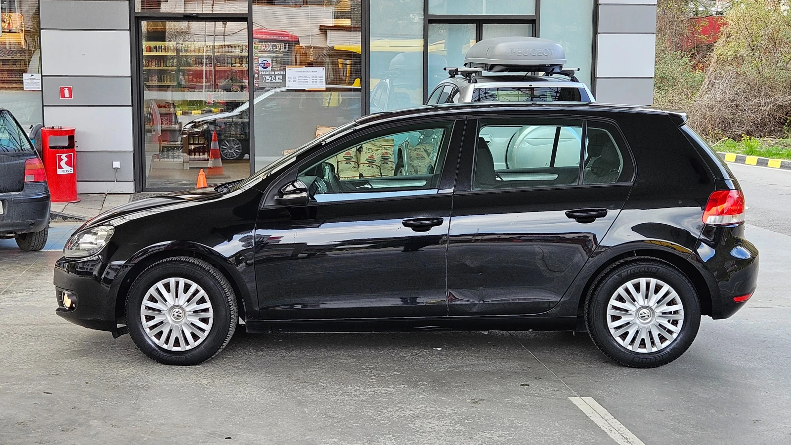 VW Golf 1.6 Tdi Navig/Klimatik/2012g, снимка 3 - Автомобили и джипове - 54186704