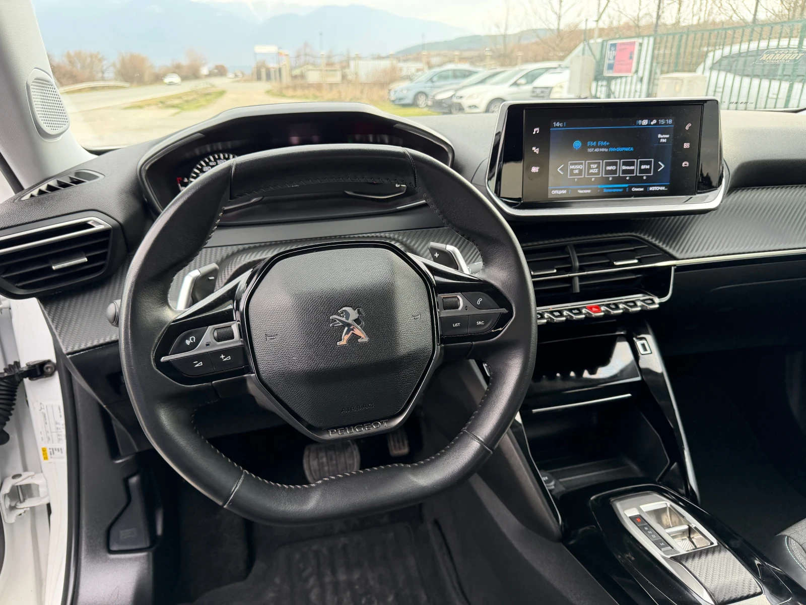 Peugeot 2008 1.5 BlueHDI ALLURE, снимка 12 - Автомобили и джипове - 54333498