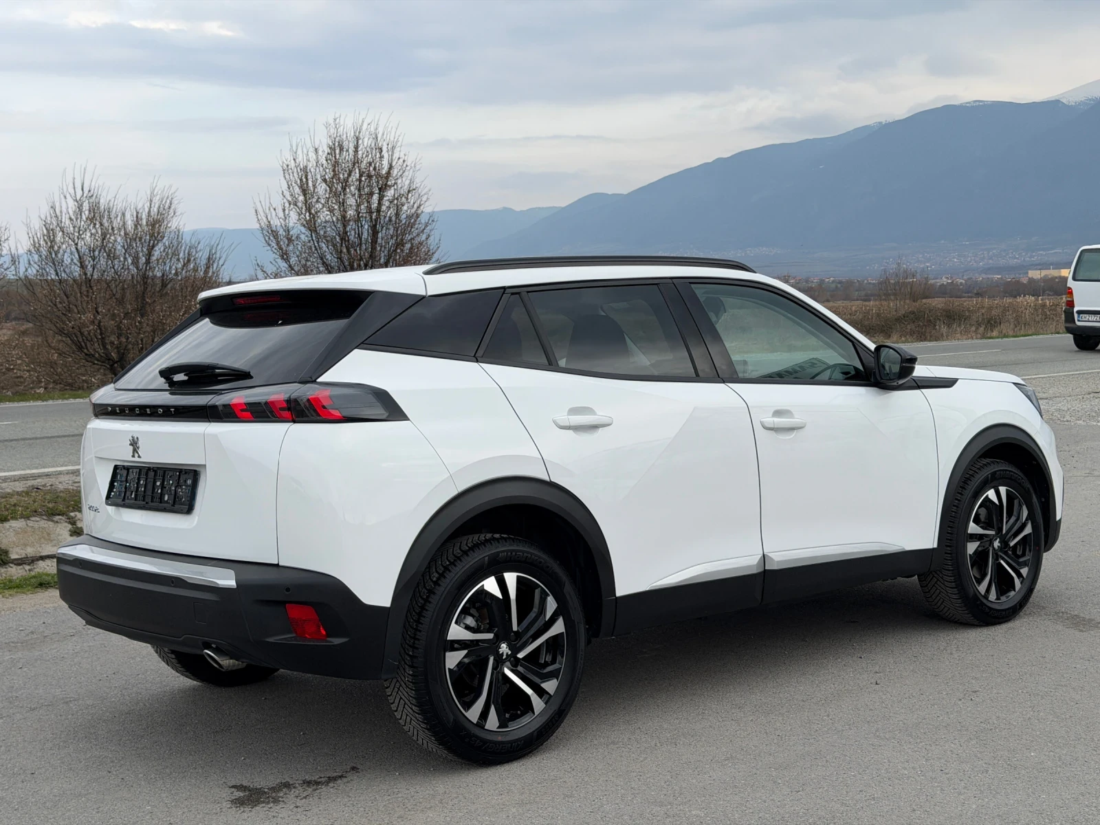 Peugeot 2008 1.5 BlueHDI ALLURE, снимка 2 - Автомобили и джипове - 54333498