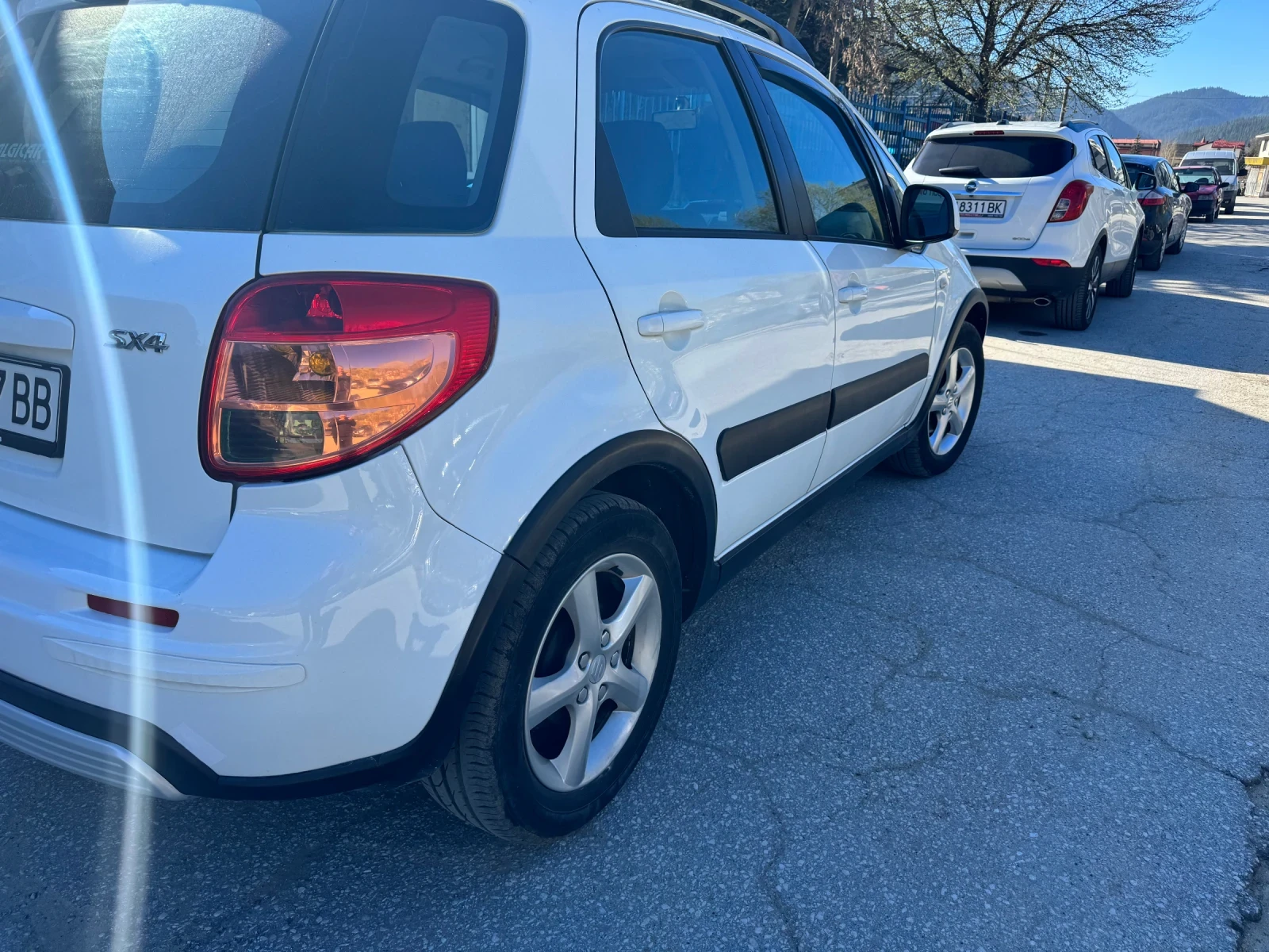 Suzuki SX4, снимка 3 - Автомобили и джипове - 54332743