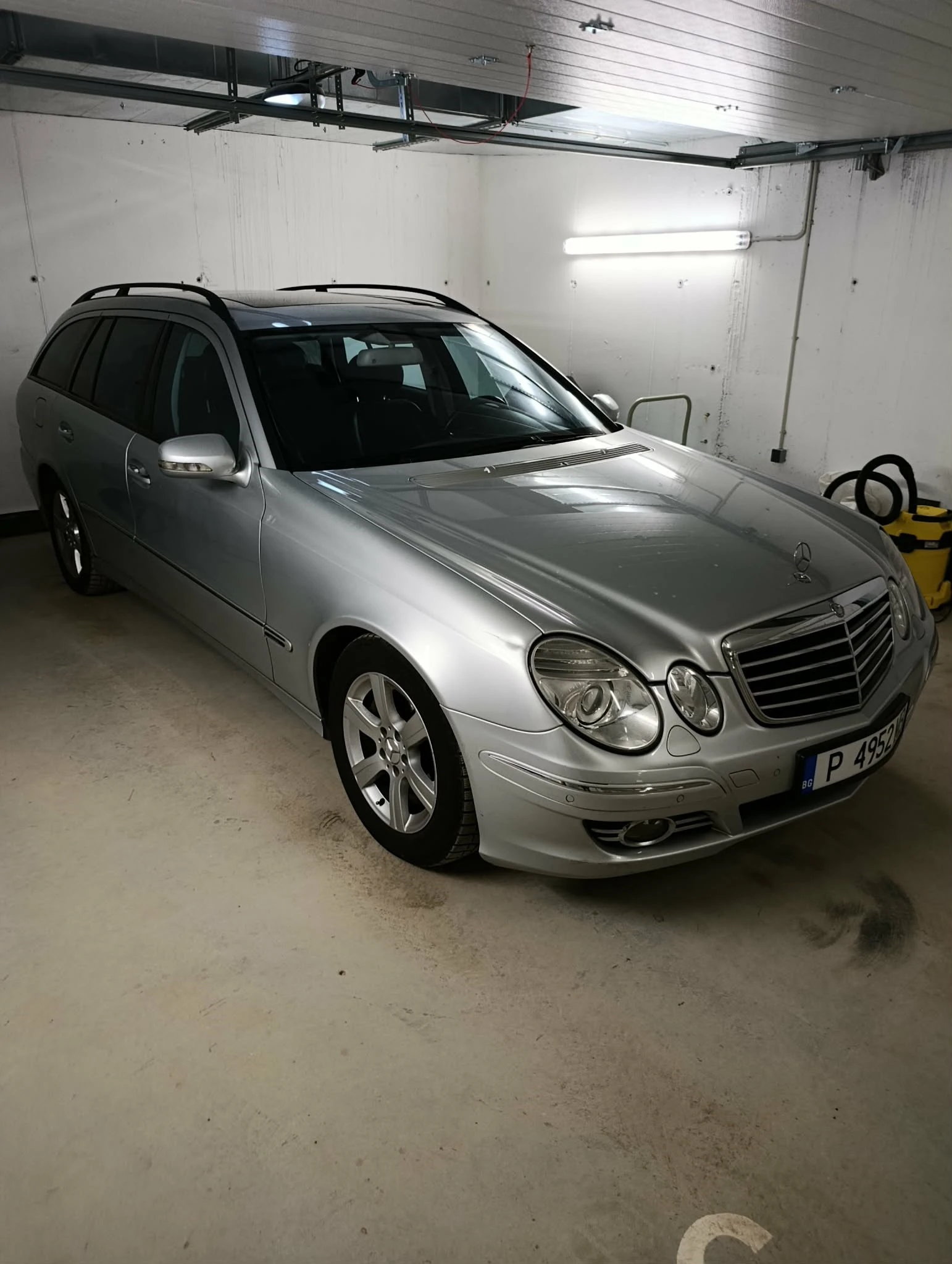 Mercedes-Benz E 220 avantgarde EVO., снимка 14 - Автомобили и джипове - 54359617