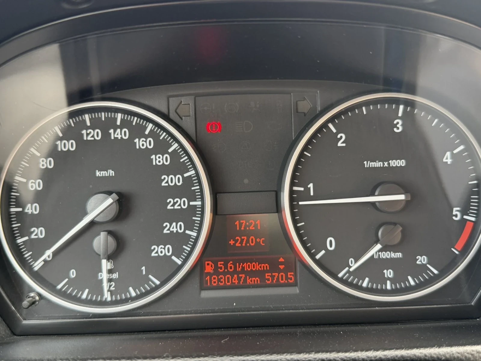 BMW 318 facelift, снимка 15 - Автомобили и джипове - 54575259