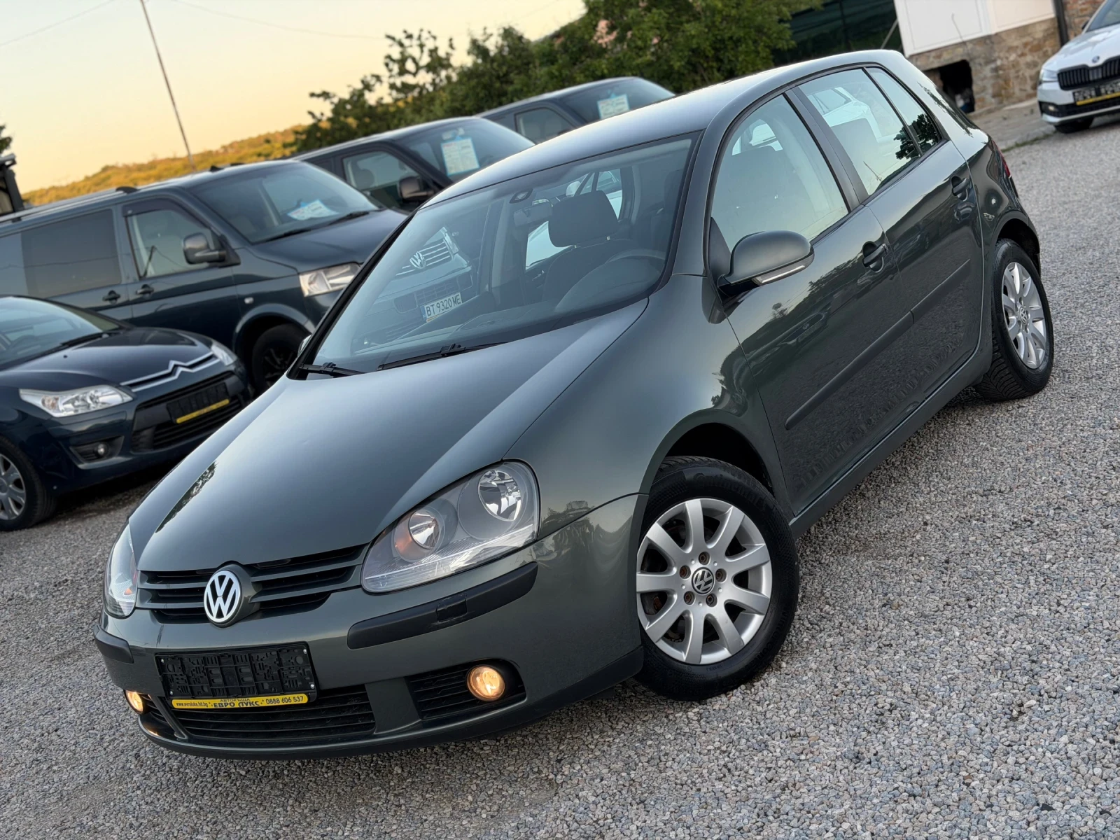 VW Golf 1.9TDI 105кс КЛИМАТРОНИК ПОДГРЕВ, снимка 3 - Автомобили и джипове - 54687414